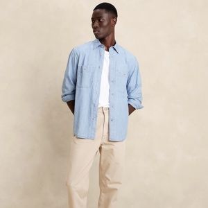 NWT BANANA REPUBLIC UNTUCKED STANDARD FIT BUTTON DOWN